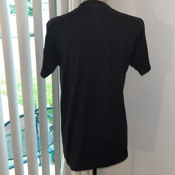 Billie Eilish Red & Green BILLIE Sz Medium Black T-Shirt Lash Music - Picture 3 of 4